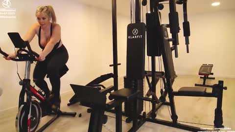 Lili online show from 24, 1, 2025