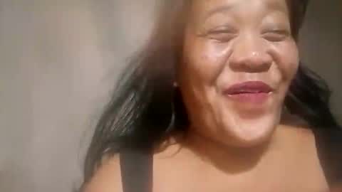 Snapshot of wildveron_205 chatting on 12, 11, 2025 wildveron_205 online show from 12, 11, 2025