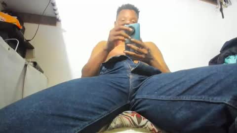 Snapshot of wilfer484725 chatting on 24, 11, 2025 wilfer online show from 24, 11, 2025