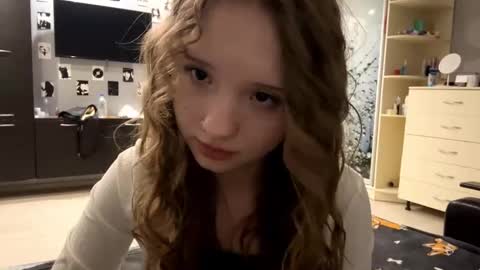Olivia online show from 20, 12, 2025