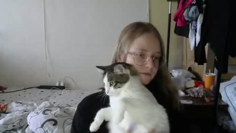 Olivia online show from 22, 7, 2026