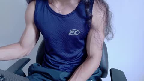 Snapshot of willy_veins chatting on 21, 5, 2026 willy_veins online show from 21, 5, 2026