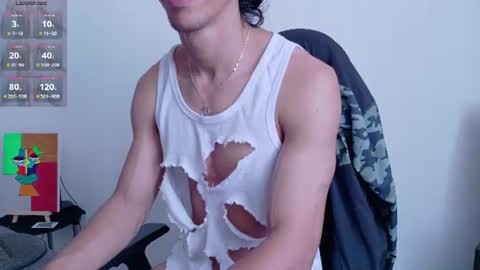 Snapshot of willy_veins chatting on 22, 6, 2026 willy_veins online show from 22, 6, 2026