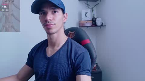 Snapshot of willy_veins chatting on 9, 7, 2026 willy_veins online show from 9, 7, 2026