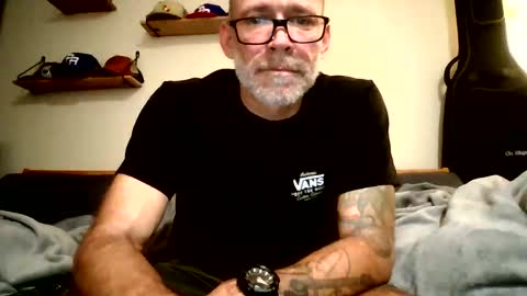 wingnutt765733 online show from 14, 2, 2026