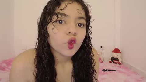  Winnifer Gonzalez  online show from 2, 7, 2026