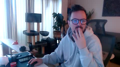 Snapshot of winnydepooh chatting on 24, 1, 2025 cream36 online show from 24, 1, 2025