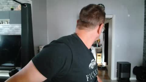 Dirty online show from 4, 6, 2026