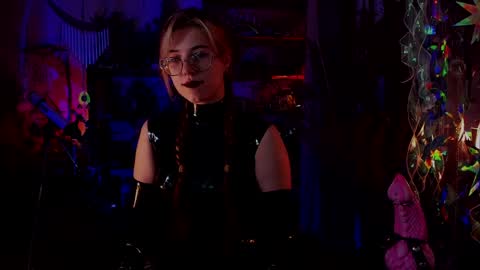 Goddess of two strapons  - Mr. long Don Mr. Pinky online show from 15, 12, 2024