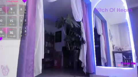 Snapshot of witchofhearts chatting on 14, 6, 2026 Luna Violeta A r t i s t online show from 14, 6, 2026