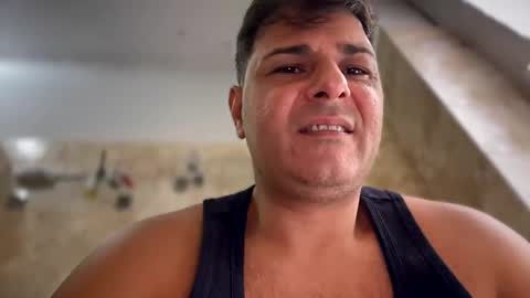 Snapshot of witebull83 chatting on 10, 12, 2024 Witebull online show from 10, 12, 2024