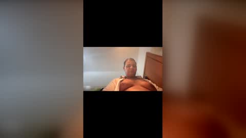Snapshot of witebull83 chatting on 10, 2, 2026 Witebull online show from 10, 2, 2026