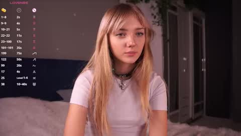 Hollis online show from 21, 11, 2025