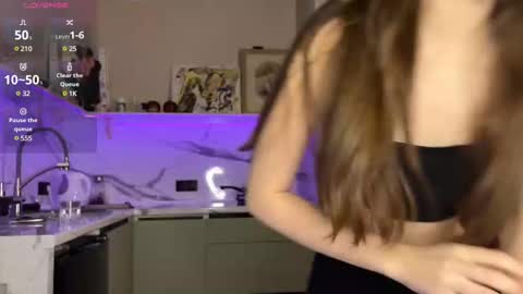 Snapshot of withlovebella chatting on 30, 1, 2025 Isobelle online show from 30, 1, 2025