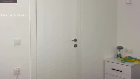 Wlademar online show from 12, 2, 2025