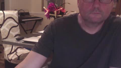 Snapshot of wobble444 chatting on 18, 6, 2026 wobble444 online show from 18, 6, 2026