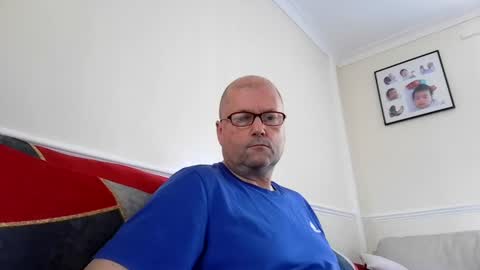 wobble444 online show from 13, 7, 2026