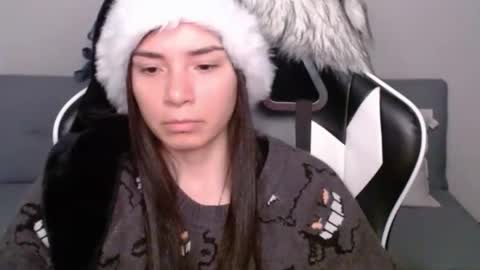 Snapshot of wolfs_daughter chatting on 5, 12, 2024 Alex online show from 5, 12, 2024