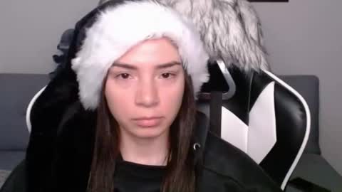 Snapshot of wolfs_daughter chatting on 10, 12, 2024 Alex online show from 10, 12, 2024