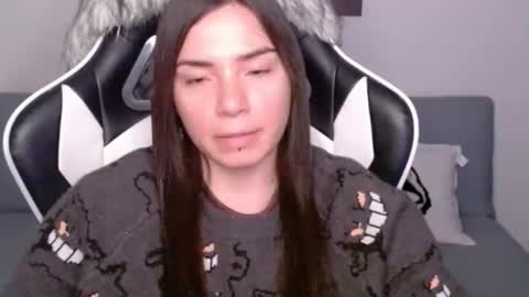 Snapshot of wolfs_daughter chatting on 18, 12, 2024 Alex online show from 18, 12, 2024