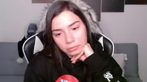 Snapshot of wolfs_daughter chatting on 29, 12, 2024 Alex online show from 29, 12, 2024