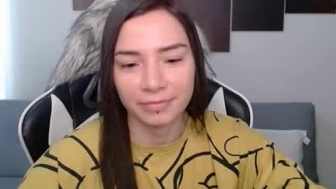 Snapshot of wolfs_daughter chatting on 1, 1, 2025 Alex online show from 1, 1, 2025