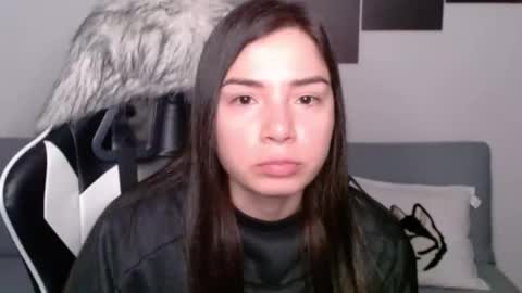 Snapshot of wolfs_daughter chatting on 4, 1, 2025 Alex online show from 4, 1, 2025