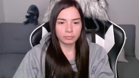 Snapshot of wolfs_daughter chatting on 9, 1, 2025 Alex online show from 9, 1, 2025