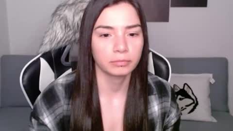 Snapshot of wolfs_daughter chatting on 11, 1, 2025 Alex online show from 11, 1, 2025