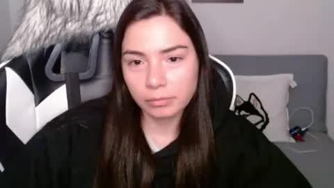 Snapshot of wolfs_daughter chatting on 15, 1, 2025 Alex online show from 15, 1, 2025