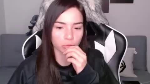 Snapshot of wolfs_daughter chatting on 18, 1, 2025 Alex online show from 18, 1, 2025