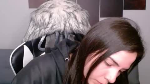 Snapshot of wolfs_daughter chatting on 22, 1, 2025 Alex online show from 22, 1, 2025