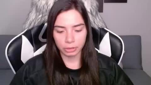 Snapshot of wolfs_daughter chatting on 28, 1, 2025 Alex online show from 28, 1, 2025