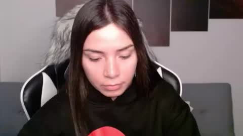 Snapshot of wolfs_daughter chatting on 22, 2, 2025 Alex online show from 22, 2, 2025