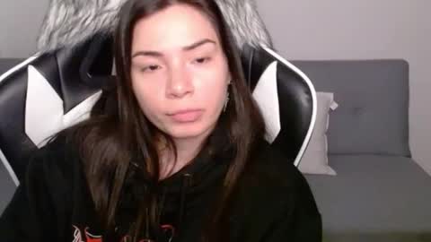 Snapshot of wolfs_daughter chatting on 26, 2, 2025 Alex online show from 26, 2, 2025