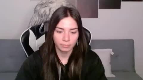 Snapshot of wolfs_daughter chatting on 12, 3, 2025 Alex online show from 12, 3, 2025