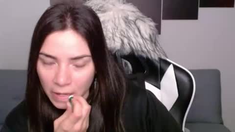 Snapshot of wolfs_daughter chatting on 12, 3, 2025 Alex online show from 12, 3, 2025