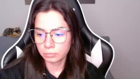 Alex online show from 22, 4, 2026