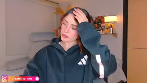   online show from 14, 4, 2026