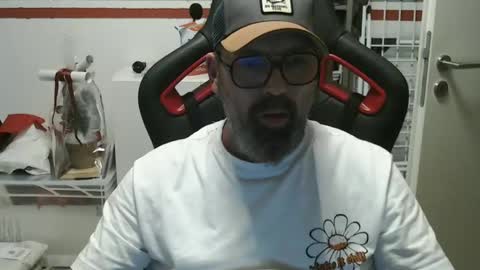 Adam online show from 5, 12, 2024