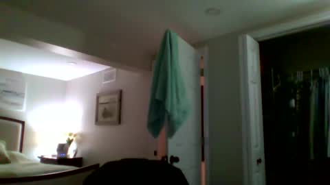 Snapshot of woodeee77 chatting on 15, 2, 2026 woodeee77 online show from 15, 2, 2026