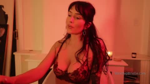 Brielle online show from 22, 9, 2025