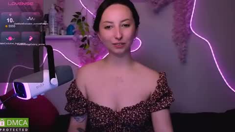 Sue online show from 8, 6, 2026