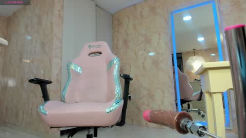 Snapshot of wowana chatting on 13, 1, 2025 STREAMING SCHEDULE 2100 - 0530 GMT-5 online show from 13, 1, 2025