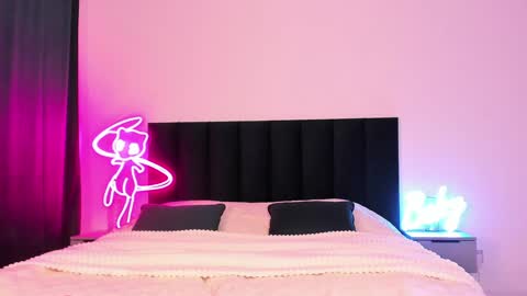 Snapshot of wowlovie666 chatting on 18, 12, 2024 Emi online show from 18, 12, 2024