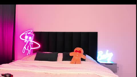 Snapshot of wowlovie666 chatting on 18, 1, 2025 Emi online show from 18, 1, 2025