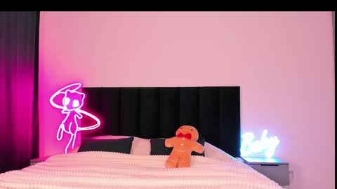 Snapshot of wowlovie666 chatting on 25, 1, 2025 Emi online show from 25, 1, 2025