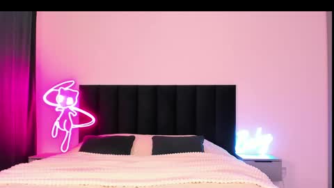 Snapshot of wowlovie666 chatting on 1, 2, 2025 Emi online show from 1, 2, 2025