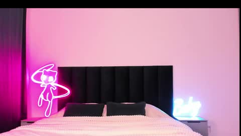 Snapshot of wowlovie666 chatting on 12, 2, 2025 Emi online show from 12, 2, 2025