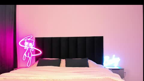 Snapshot of wowlovie666 chatting on 9, 3, 2025 Emi online show from 9, 3, 2025